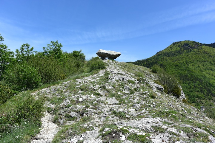 le "dolmen" de Sem