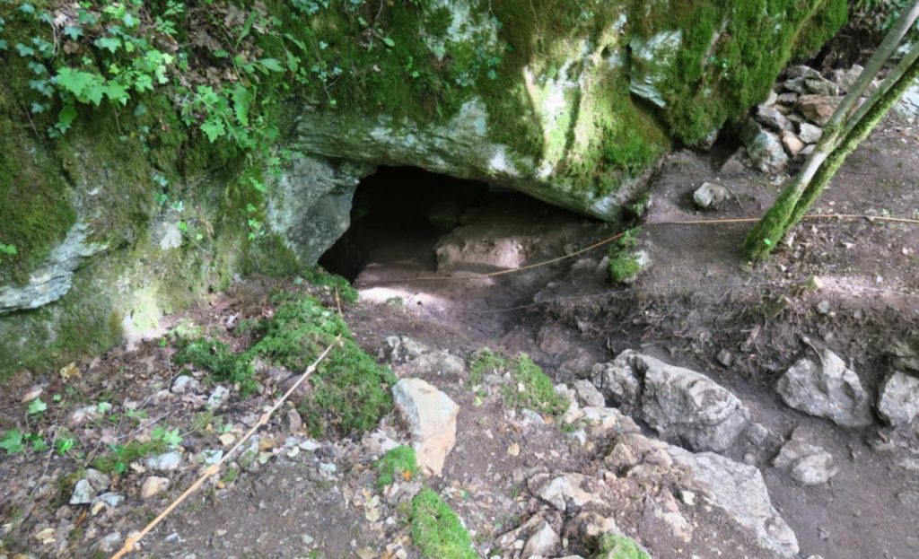 Le causse de Gramat — Préhistoire récente & autres patrimoines Grotte Des Jonquilles 1024x623