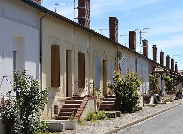 fumel cité ouvrière rue torikian